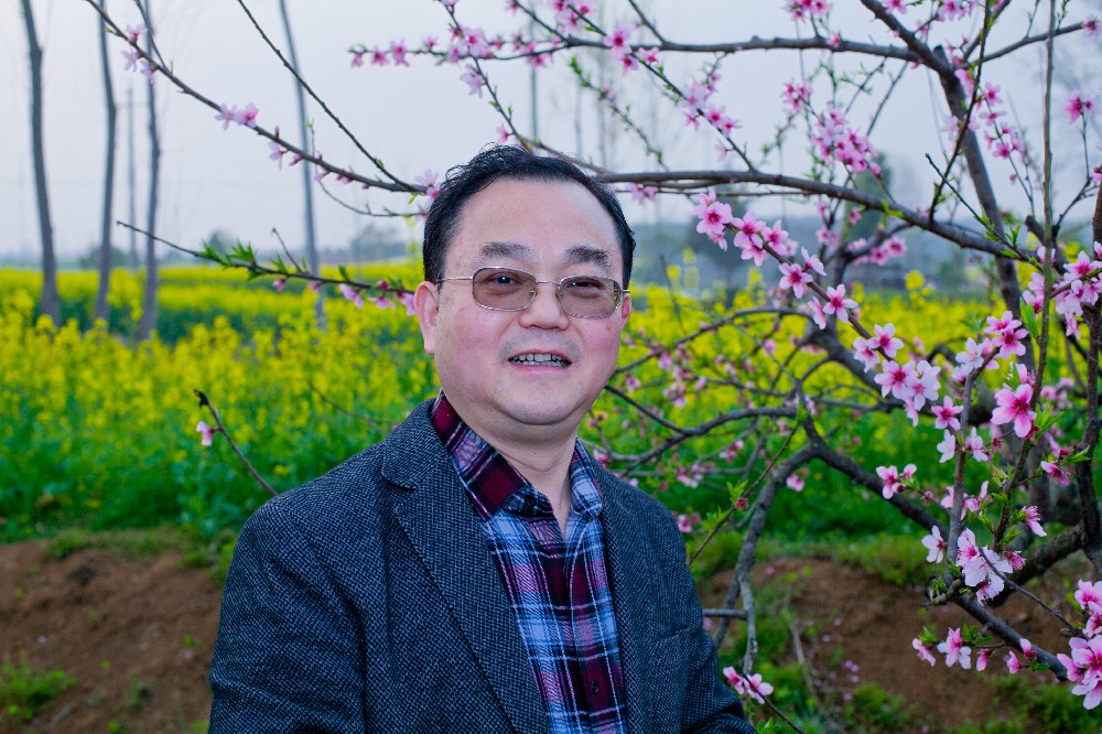 陳義紅當選為湖北歐美同學會副會長